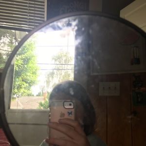 Meet your Posher, Cipri